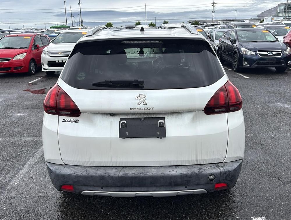 PEUGEOT 2008 CROSSCITY MOONROOF - PRG Motors Ltd