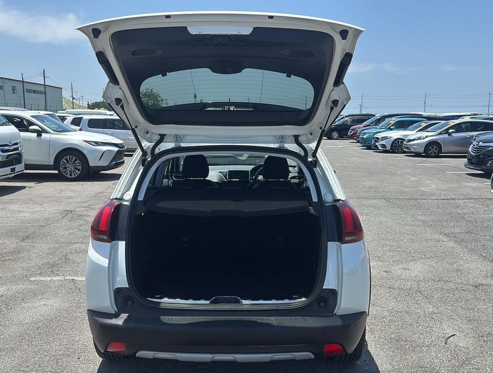 PEUGEOT 2008 CROSSCITY - PRG Motors Ltd