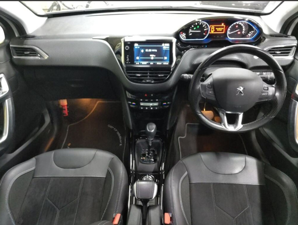 PEUGEOT 2008 CROSSCITY - PRG Motors Ltd