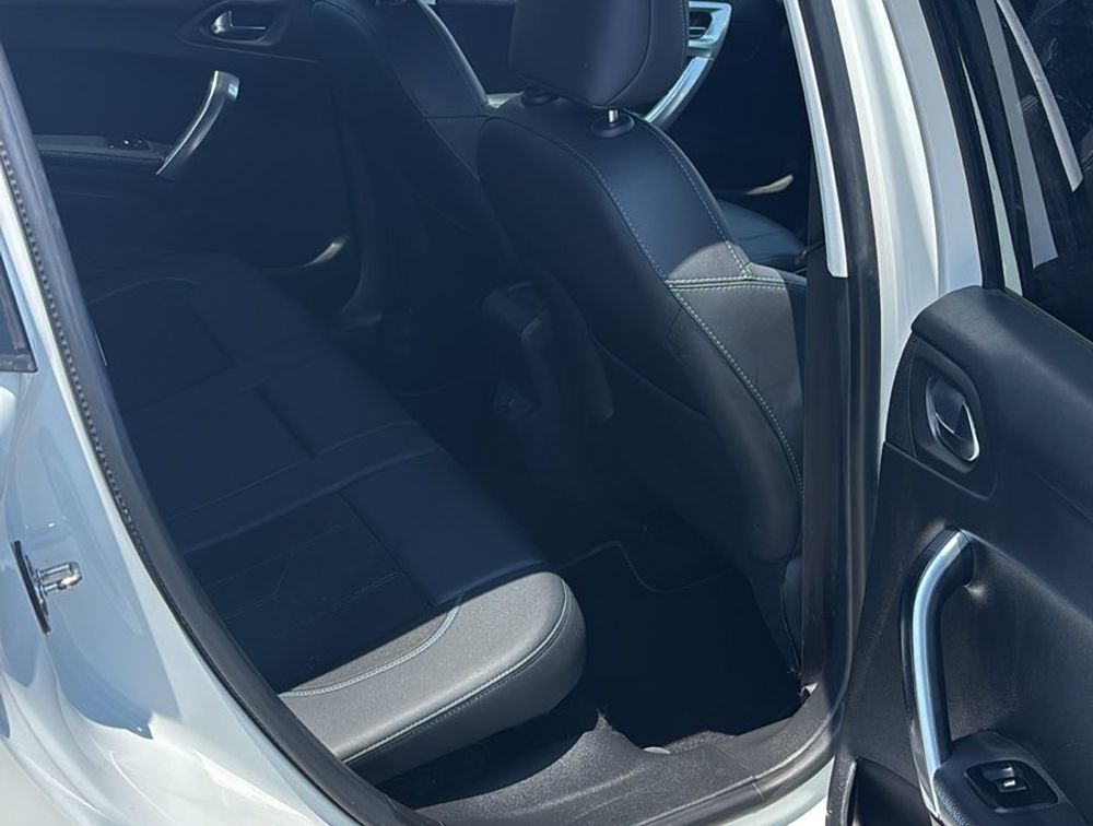PEUGEOT 2008 CROSSCITY - PRG Motors Ltd