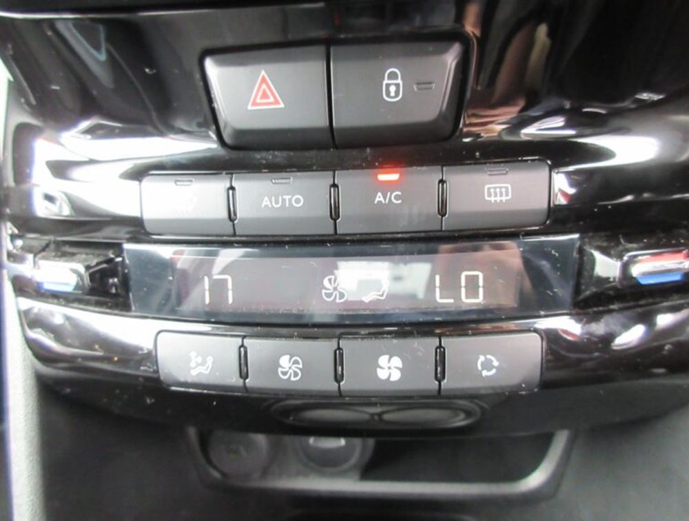 PEUGEOT 2008 CROSSCITY - PRG Motors Ltd