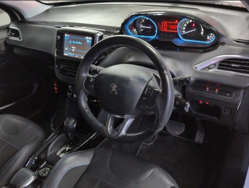 PEUGEOT 2008 CROSSCITY - PRG Motors Ltd