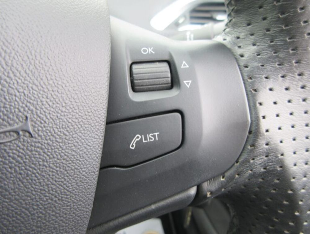PEUGEOT 2008 CROSSCITY - PRG Motors Ltd