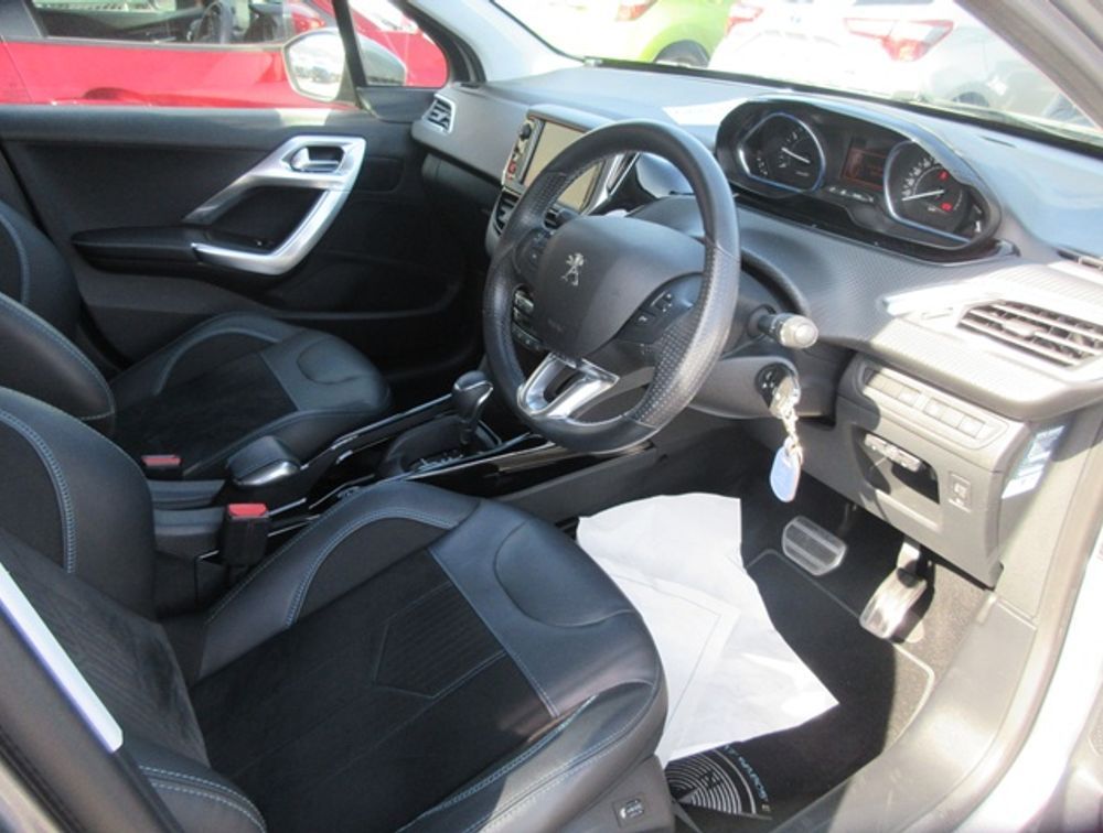 PEUGEOT 2008 CROSSCITY - PRG Motors Ltd