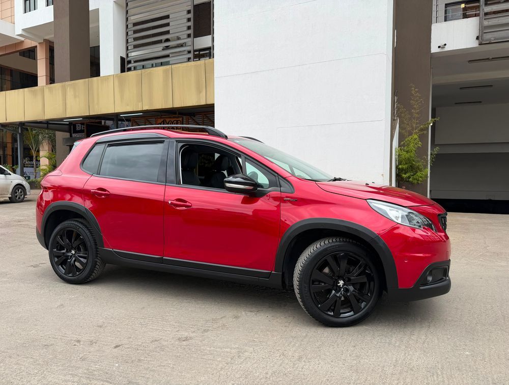 PEUGEOT 2008 GTLINE BLACK PACK EDITION