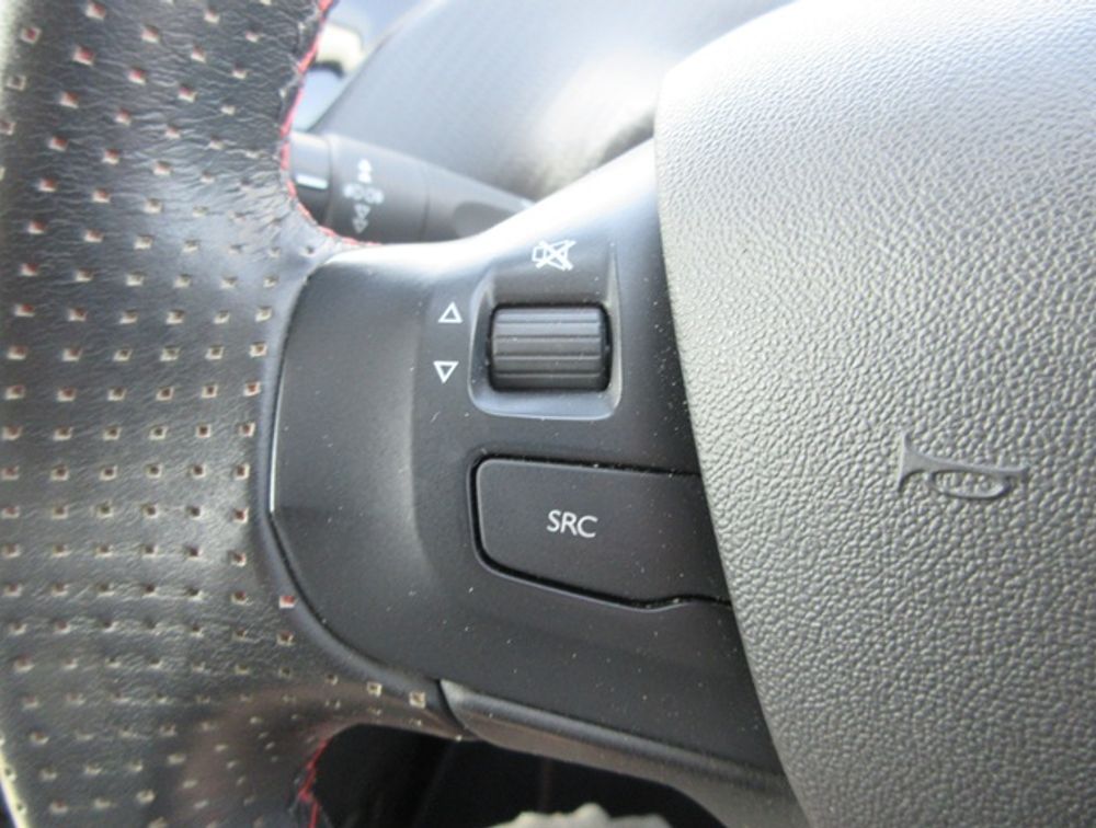 PEUGEOT 2008 GTLINE BLACK PACK - PRG Motors Ltd