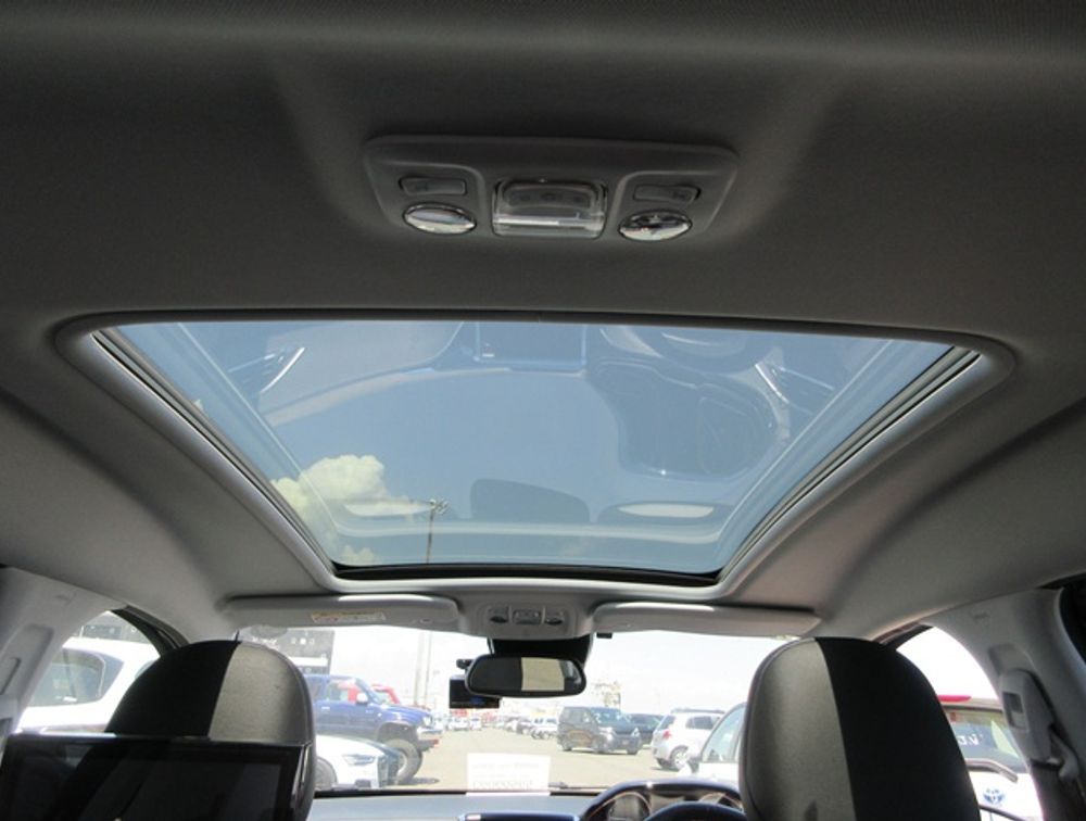 PEUGEOT 2008 GTLINE BLACKPACK MOONROOF - PRG Motors Ltd