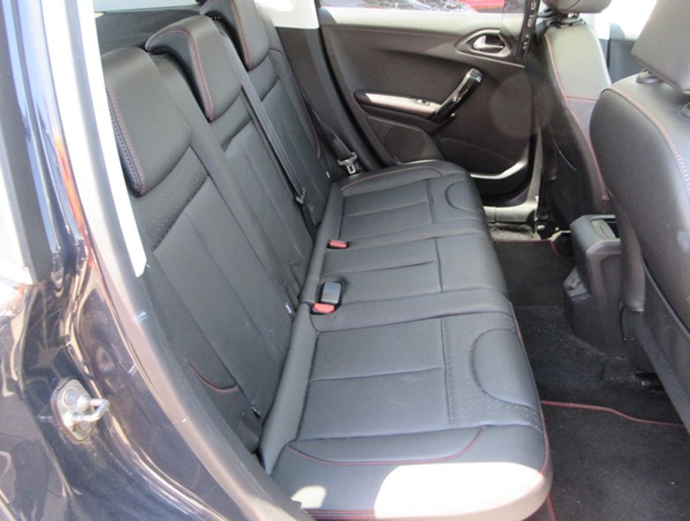PEUGEOT 2008 GTLINE BLACKPACK MOONROOF - PRG Motors Ltd