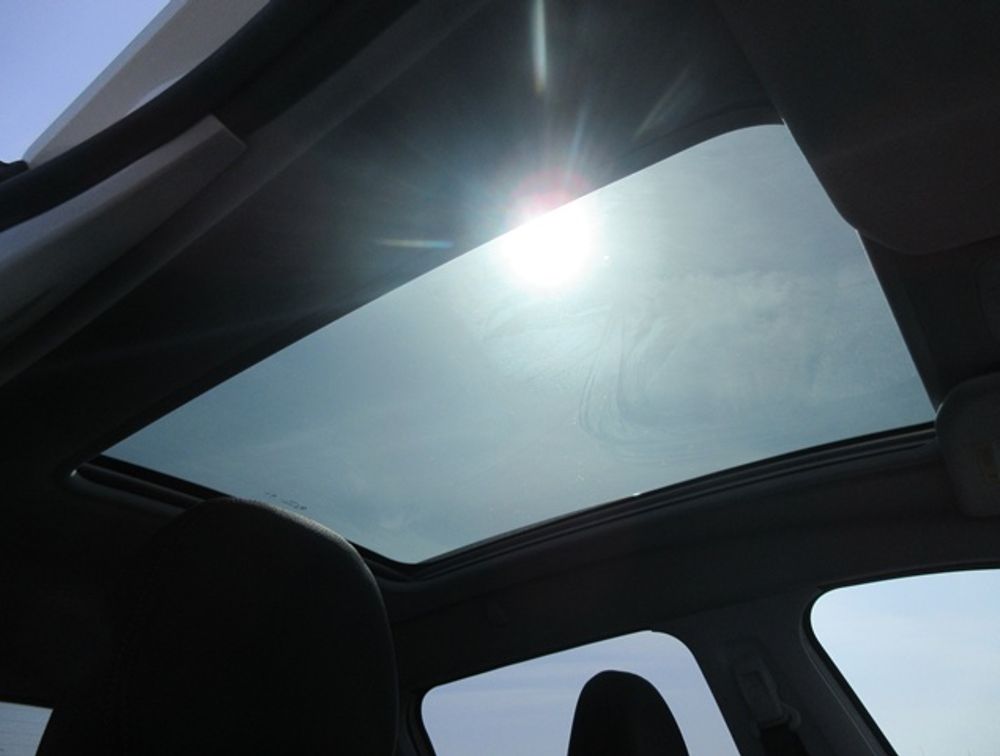 PEUGEOT 2008 GTLINE MOONROOF - PRG Motors Ltd