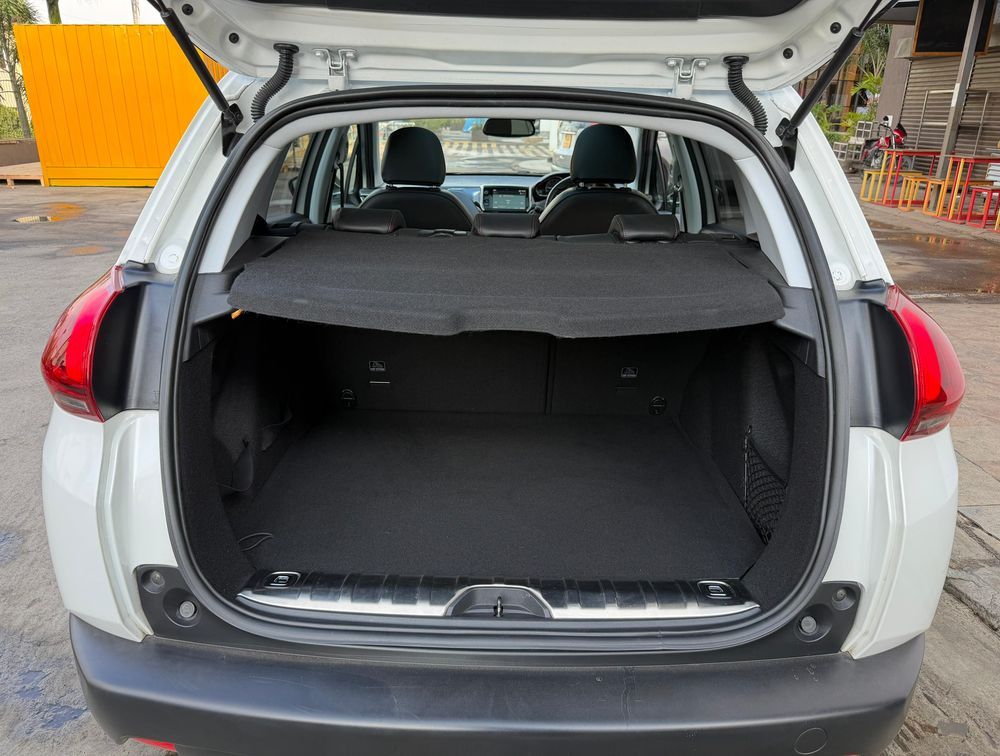 PEUGEOT 2008 GTLINE MOONROOF - PRG Motors Ltd