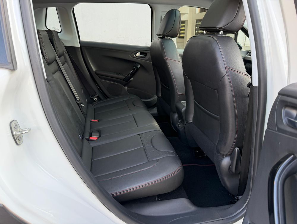 PEUGEOT 2008 GTLINE MOONROOF - PRG Motors Ltd