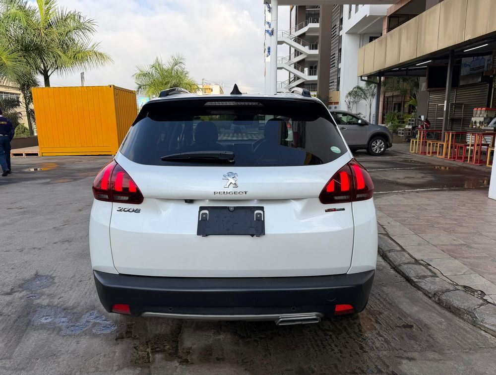 PEUGEOT 2008 GTLINE MOONROOF - PRG Motors Ltd