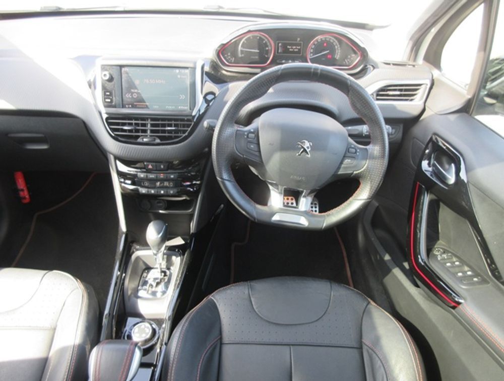PEUGEOT 2008 GTLINE MOONROOF - PRG Motors Ltd