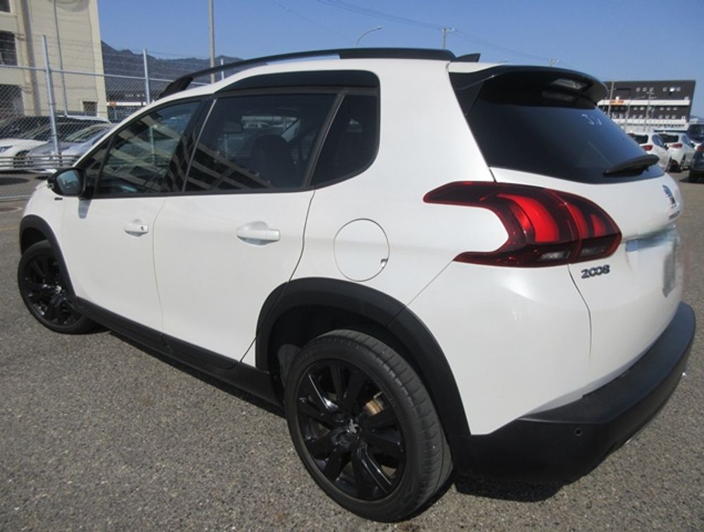 PEUGEOT 2008 GTLINE MOONROOF - PRG Motors Ltd