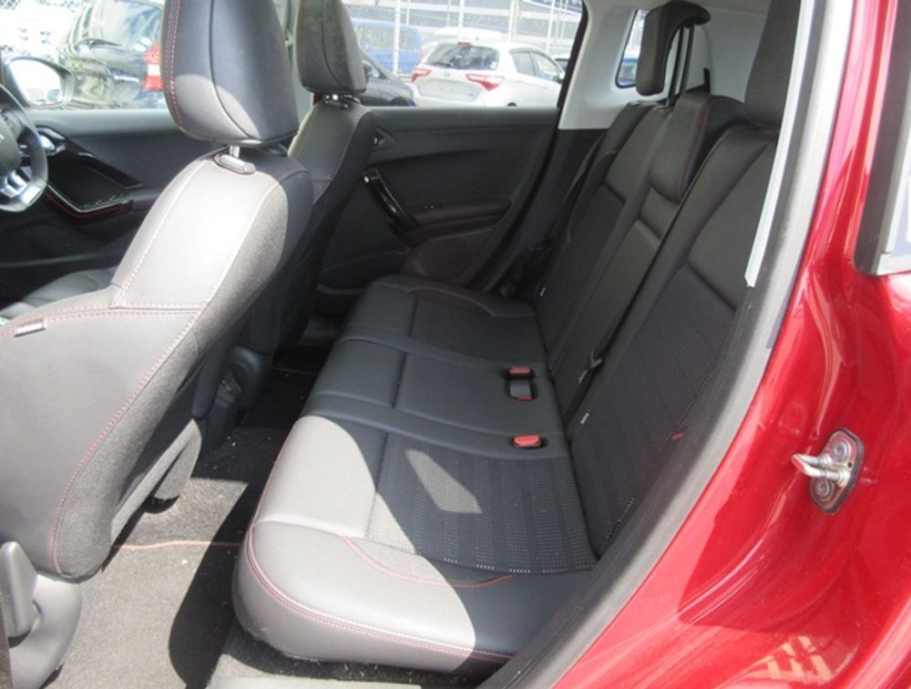PEUGEOT 2008 GTLINE MOONROOF - PRG Motors Ltd