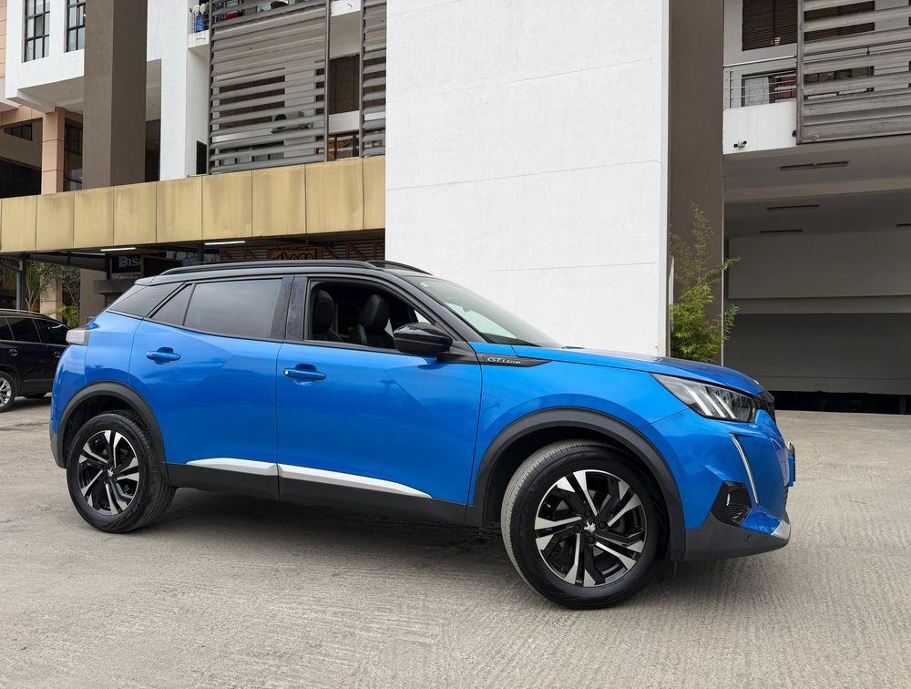 PEUGEOT 2008 GTLINE NEWSHAPE SUNROOF