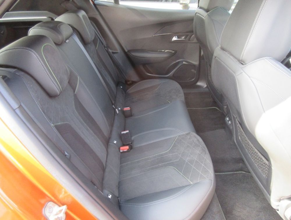 PEUGEOT 2008 GTLINE NEWSHAPE SUNROOF - PRG Motors Ltd