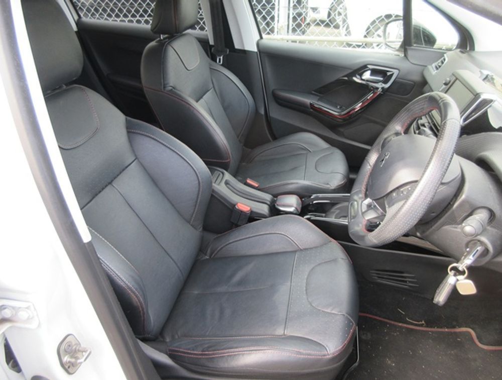 PEUGEOT 2008 GTLINE - PRG Motors Ltd