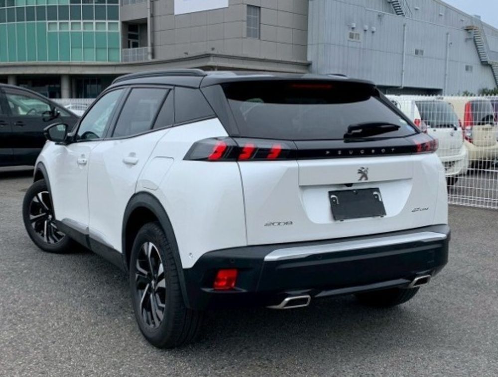 PEUGEOT 2008 GTLINE SUNROOF NEWSHAPE - PRG Motors Ltd