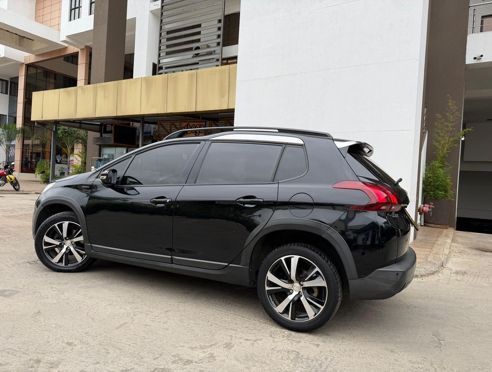PEUGEOT 2008 GTLINE - PRG Motors Ltd