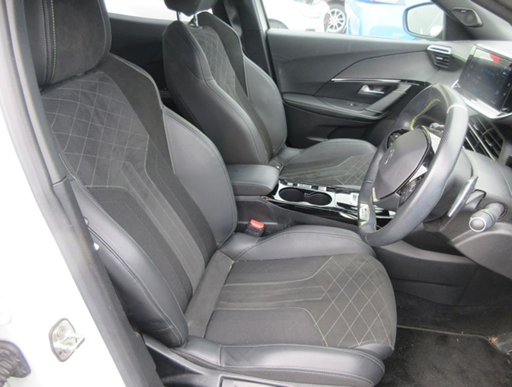 PEUGEOT 2008 GTLINE - PRG Motors Ltd