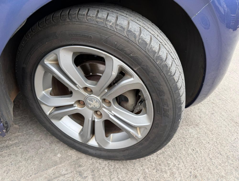 PEUGEOT 208 ALLURE - PRG Motors Ltd