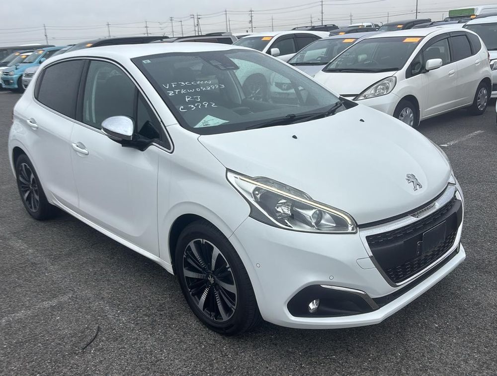 PEUGEOT 208 ALLURE
