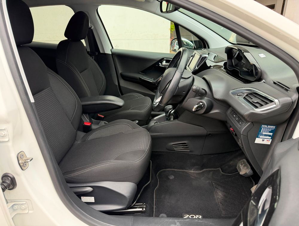 PEUGEOT 208 TECH EDITION - PRG Motors Ltd