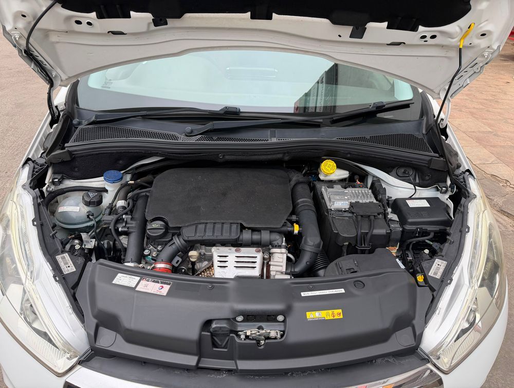 PEUGEOT 208 TECH EDITION - PRG Motors Ltd