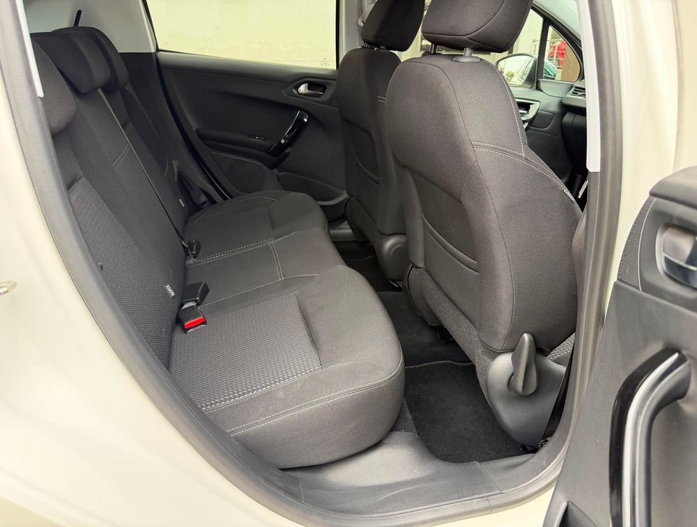 PEUGEOT 208 TECH EDITION - PRG Motors Ltd