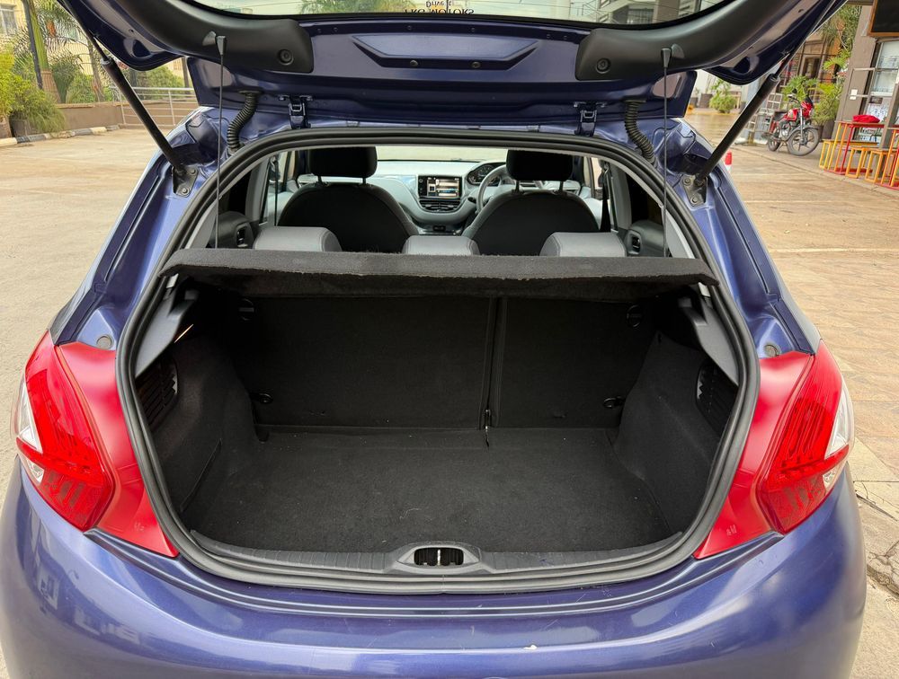 PEUGEOT 208 ALLURE - PRG Motors Ltd