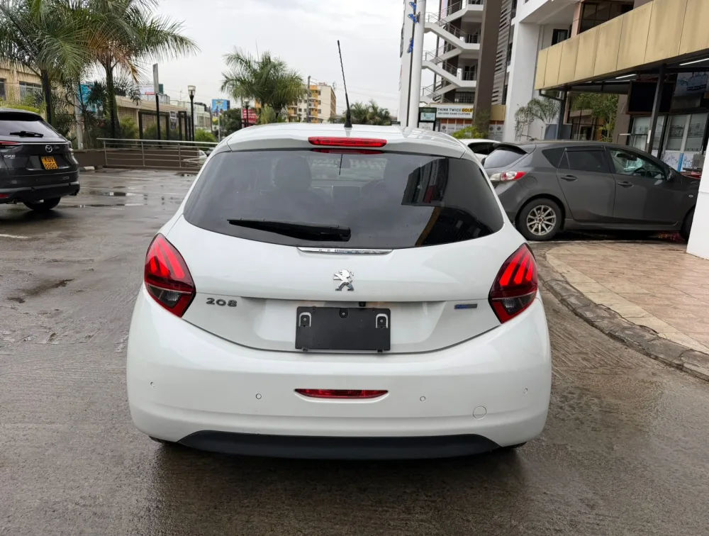 PEUGEOT 208 ALLURE - PRG Motors Ltd