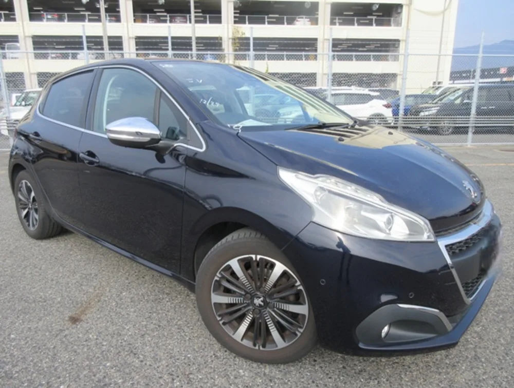 PEUGEOT 208 ALLURE FUN EDITION