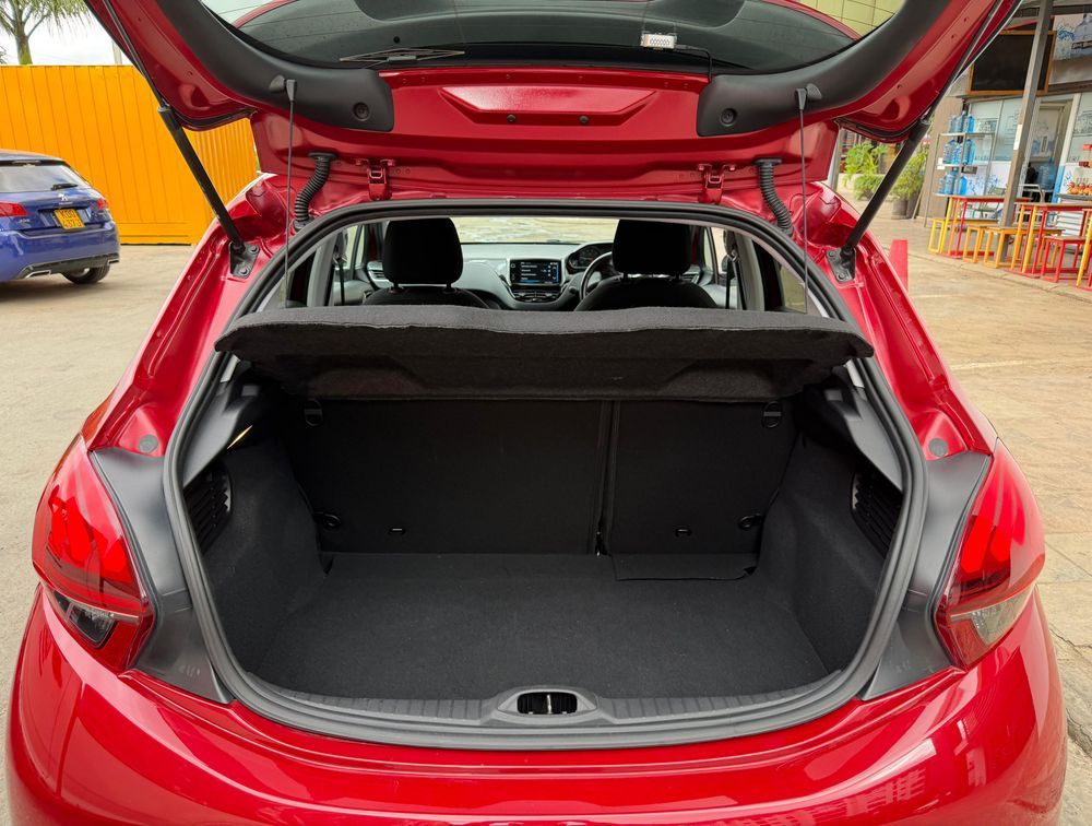 PEUGEOT 208 ALLURE FUN EDITION - PRG Motors Ltd