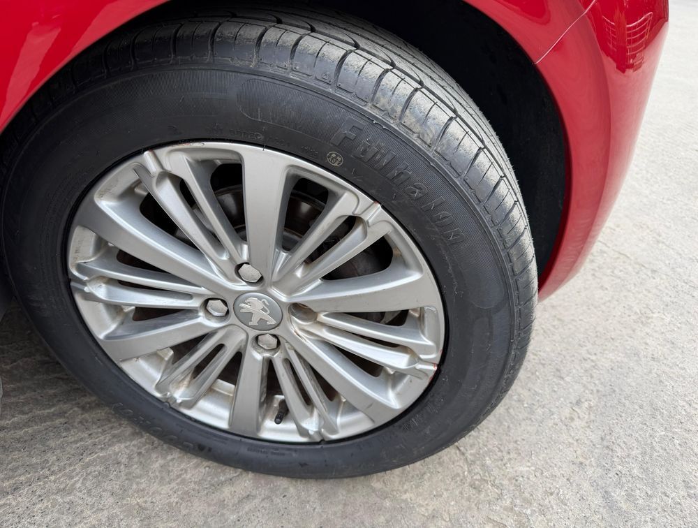 PEUGEOT 208 ALLURE FUN EDITION - PRG Motors Ltd