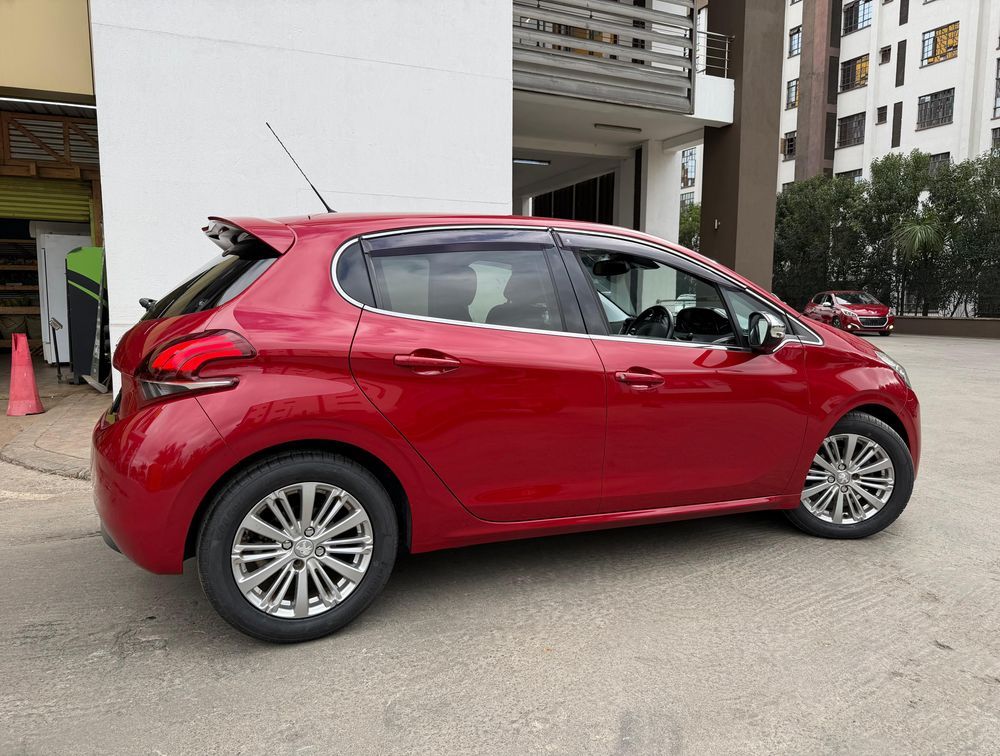 PEUGEOT 208 ALLURE FUN EDITION - PRG Motors Ltd