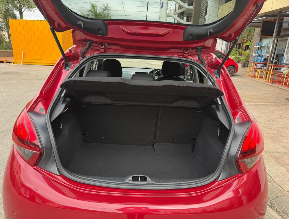 PEUGEOT 208 TECH EDITION - PRG Motors Ltd