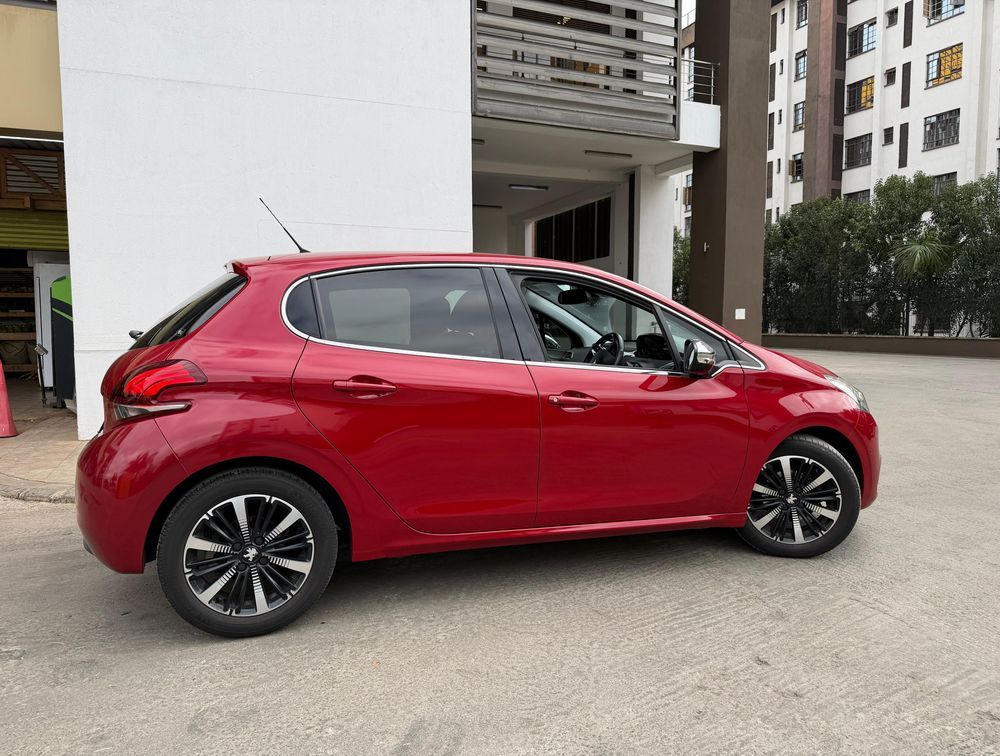 PEUGEOT 208 TECH EDITION - PRG Motors Ltd