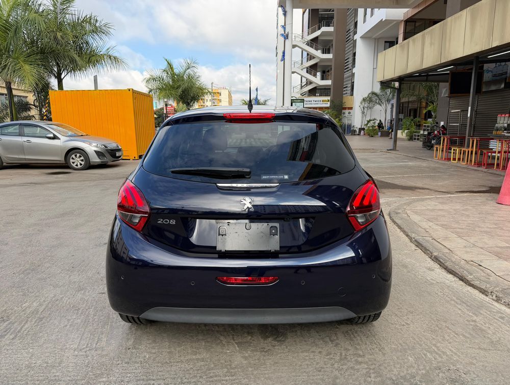 PEUGEOT 208 TECH EDITION MOONROOF - PRG Motors Ltd