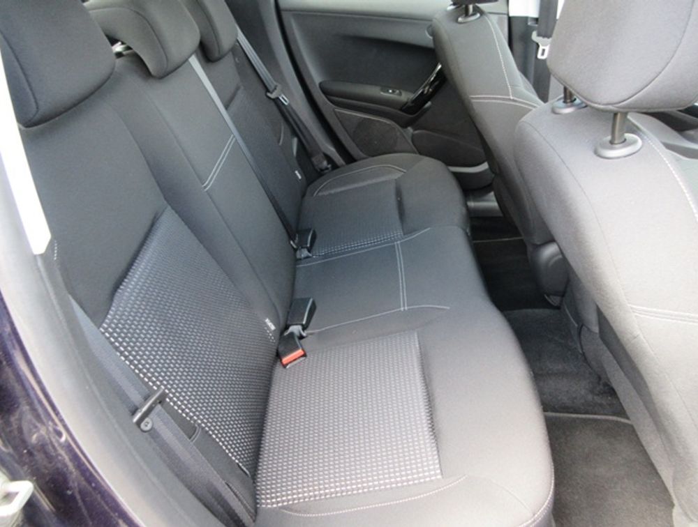 PEUGEOT 208 TECH EDITION MOONROOF  - PRG Motors Ltd