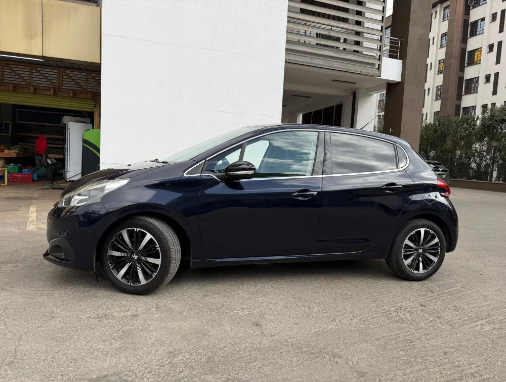 PEUGEOT 208 ALLURE FUN EDITION - PRG Motors Ltd