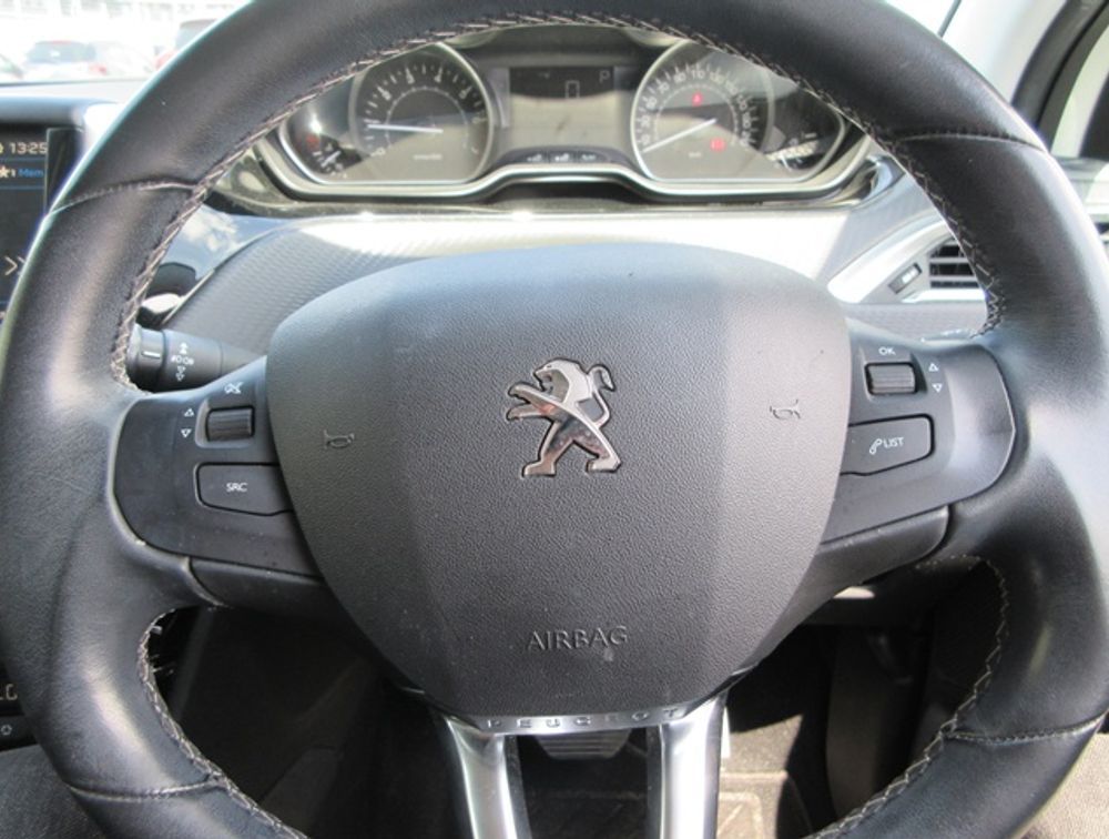 PEUGEOT 208 TECH EDITION  - PRG Motors Ltd