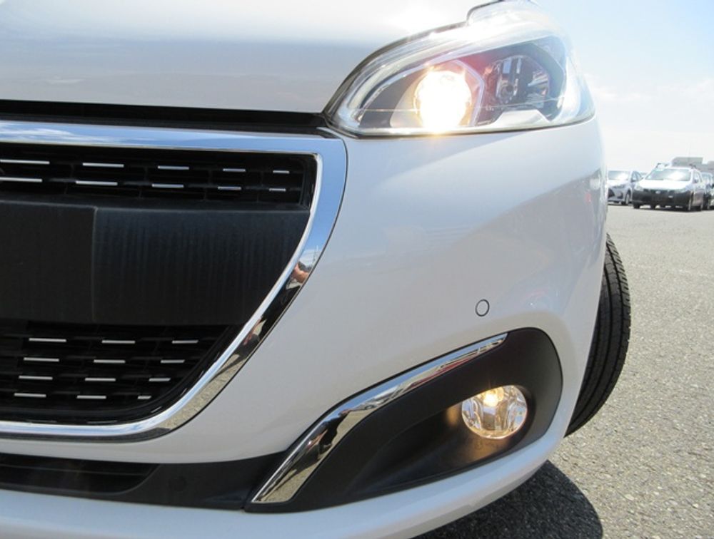 PEUGEOT 208 TECH EDITION  - PRG Motors Ltd