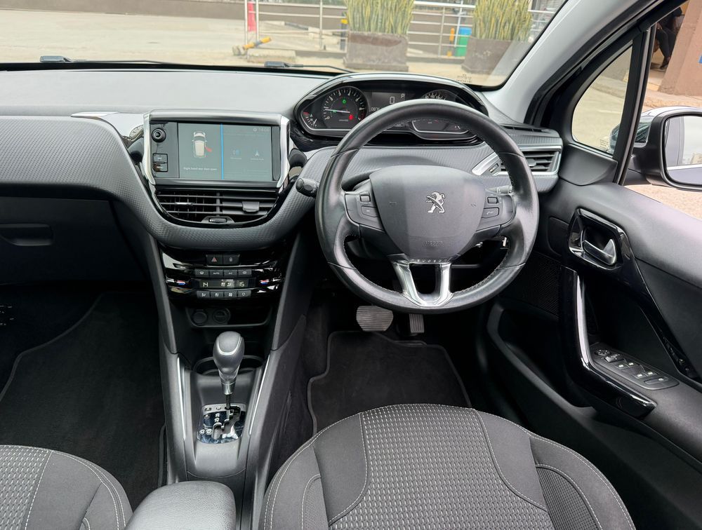 PEUGEOT 208 ALLURE FUN MOONROOF - PRG Motors Ltd