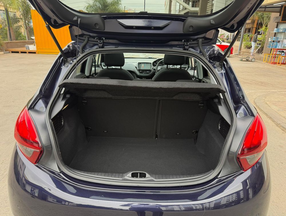 PEUGEOT 208 ALLURE FUN MOONROOF - PRG Motors Ltd