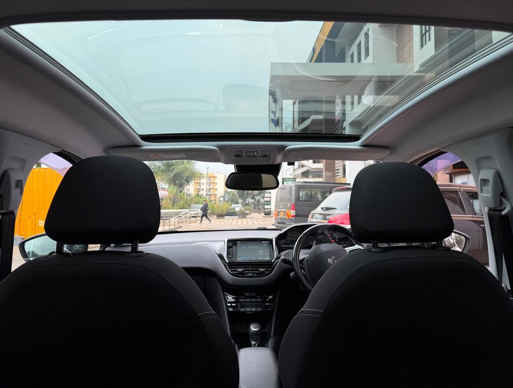 PEUGEOT 208 ALLURE FUN MOONROOF - PRG Motors Ltd