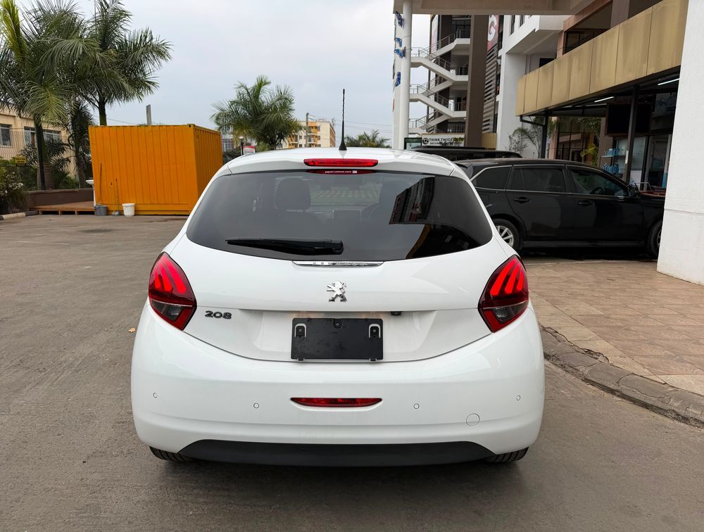 PEUGEOT 208 ALLURE FUN MOONROOF - PRG Motors Ltd