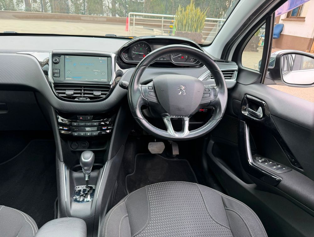 PEUGEOT 208 ALLURE FUN MOONROOF - PRG Motors Ltd