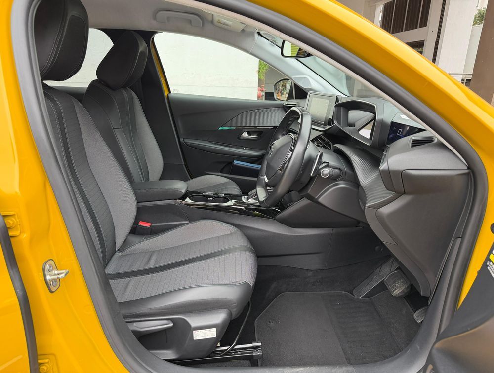 PEUGEOT 208 ALLURE NEWSHAPE - PRG Motors Ltd