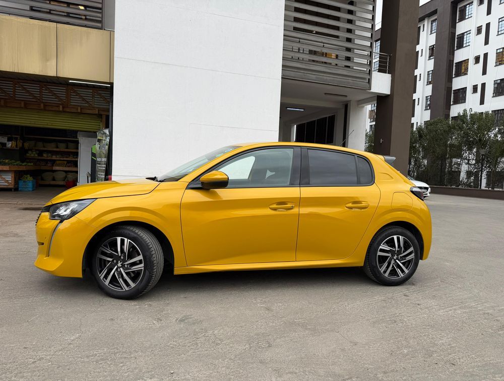 PEUGEOT 208 ALLURE NEWSHAPE - PRG Motors Ltd